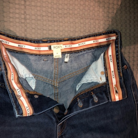 Roxy Retro High Rise Barrel Button Fly Loose Jeans Size 26 - Picture 4 of 9